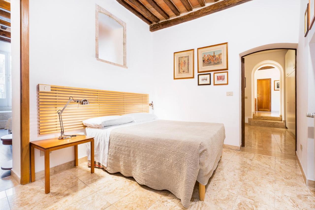 The Balcony Suite - Affaccio Su Piazza Del Campo Siena Eksteriør bilde
